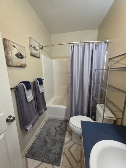 Building Photo - 3030 Lore Rd