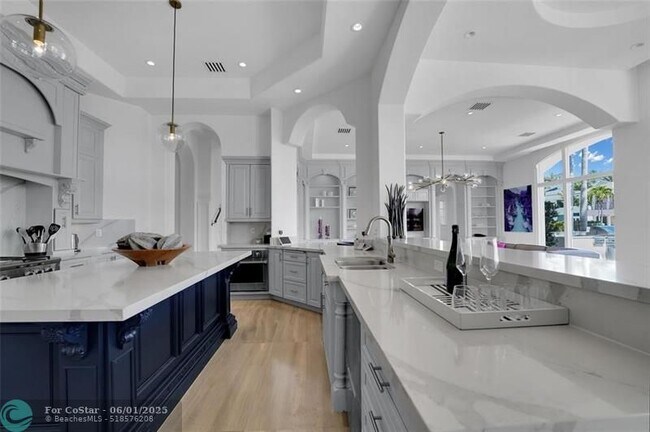 Building Photo - 3311 NE 57th Ct