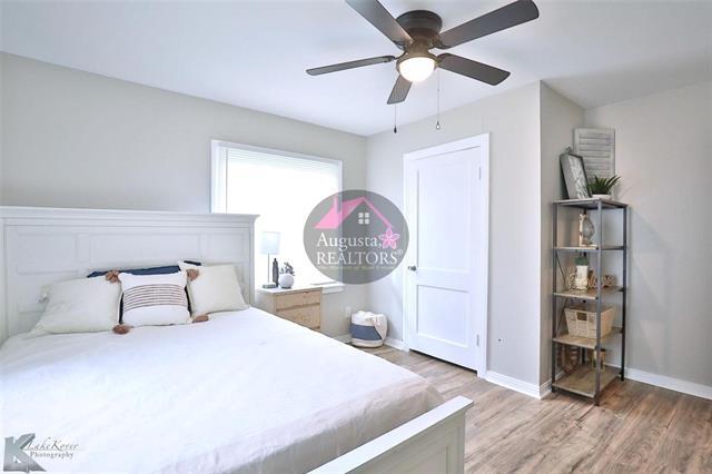 Building Photo - 1625 Burger St