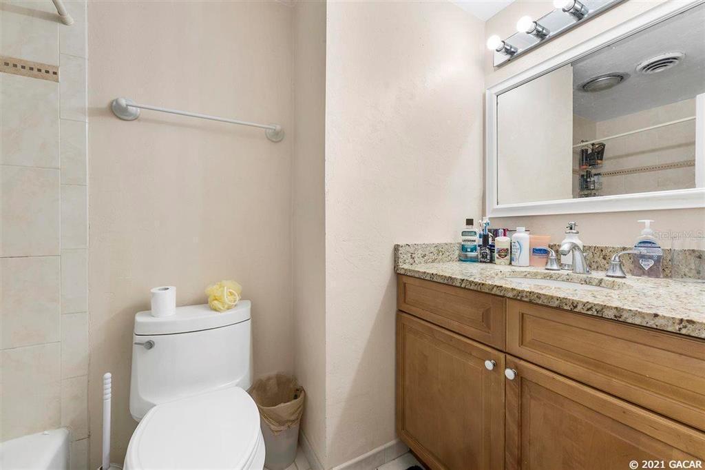 Building Photo - 3028 NW 2nd Ave