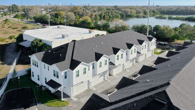 Building Photo - Malena Park - Brand New Townhouse Availabl...