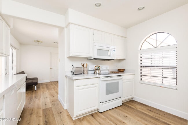 Building Photo - 14213 N Galatea Dr