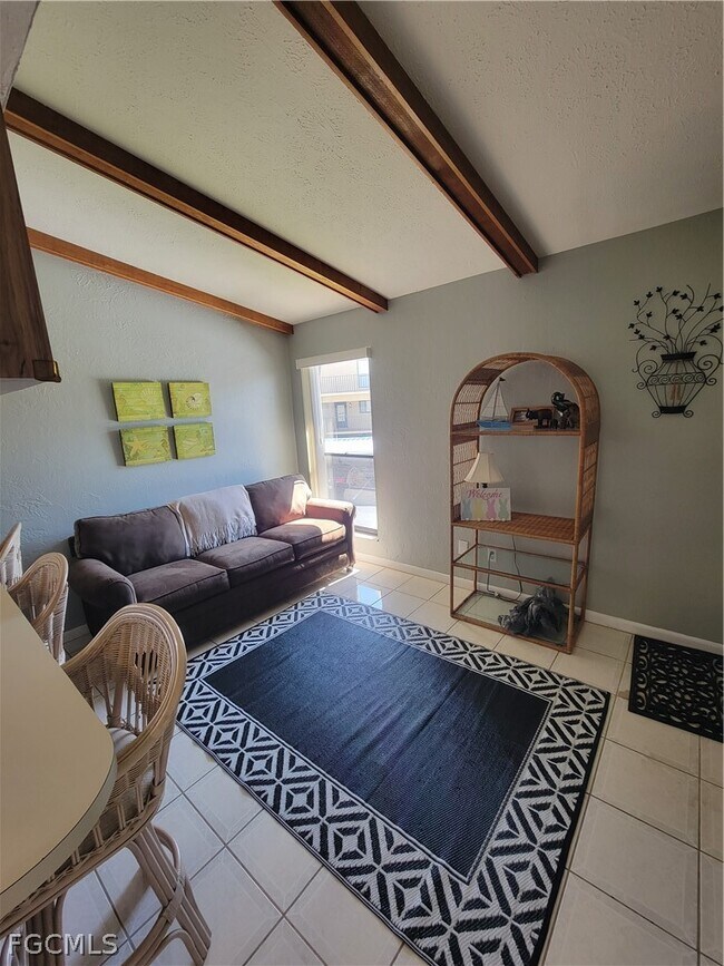 Building Photo - 15770 Windward Way Cir