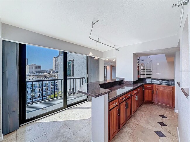 Building Photo - 201 W Laurel St