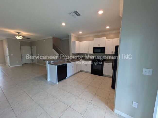 Building Photo - 11818 Dumaine Valley Rd