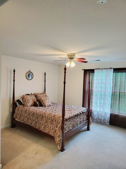 Building Photo - 25580 Fishers Hill Ct
