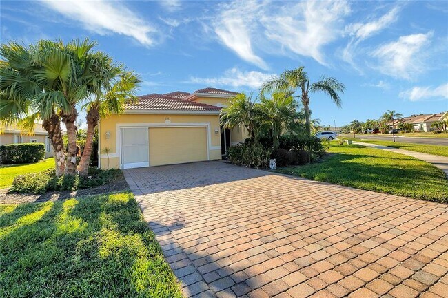 Building Photo - 6289 Falcon Lair Dr