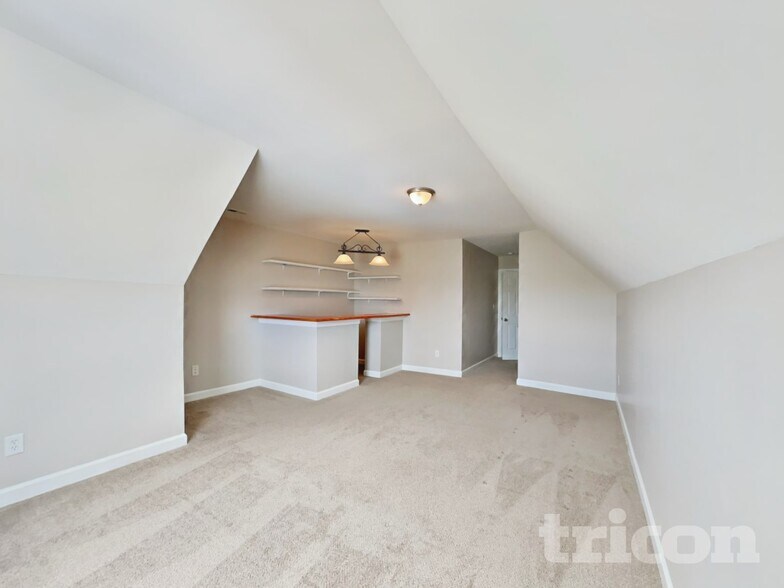 Building Photo - 79 Kerrylane Dr