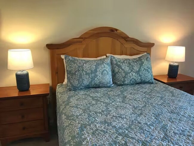 Building Photo - 4 Bedroom 2.5 Bath Home in Nags Head