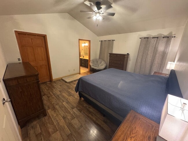 Building Photo - Great home!