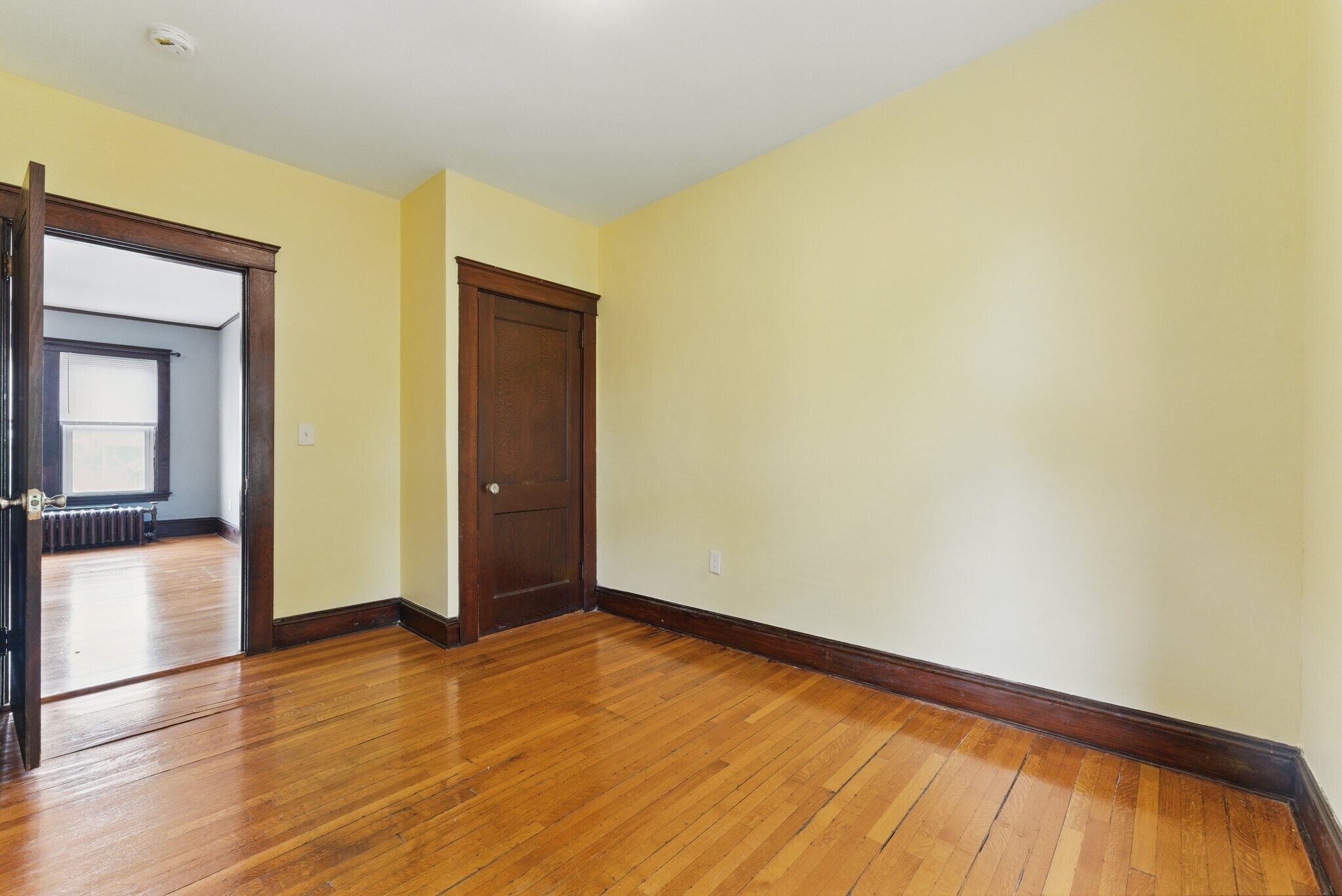 Building Photo - 466 Locust St
