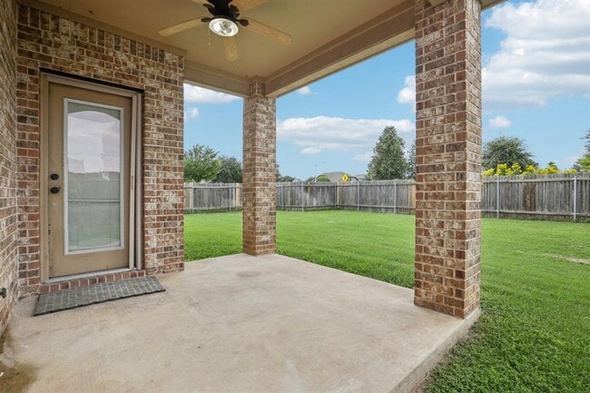 Building Photo - 1001 Lily Pad Ln