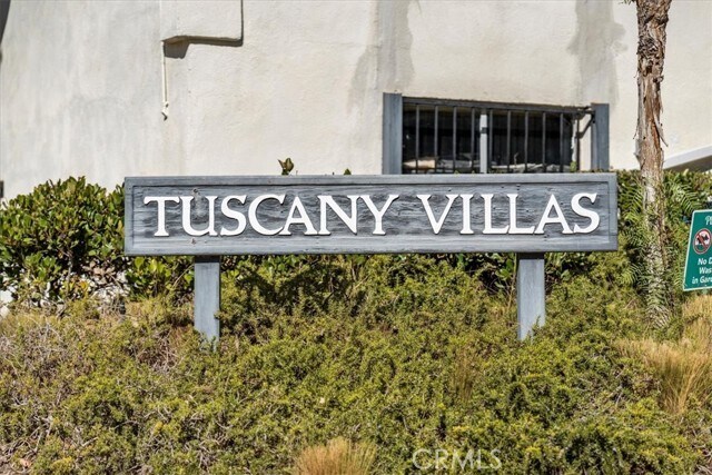 Building Photo - 8163 Redlands St