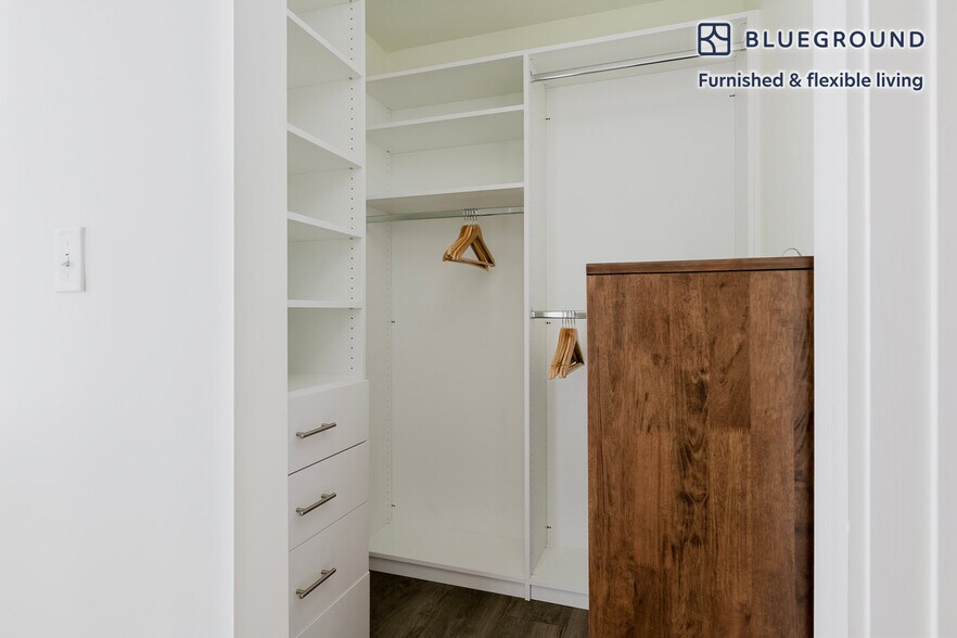 Building Photo - 1 Canal St