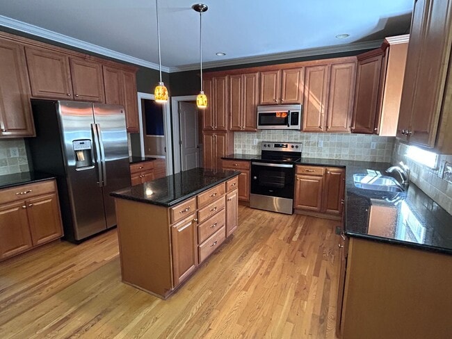 Building Photo - PFAFFTOWN, NC! Lochurst neighborhood. Reagan HS! 5 bedroom, 4.5 bathrooms, over 5k sq ft
