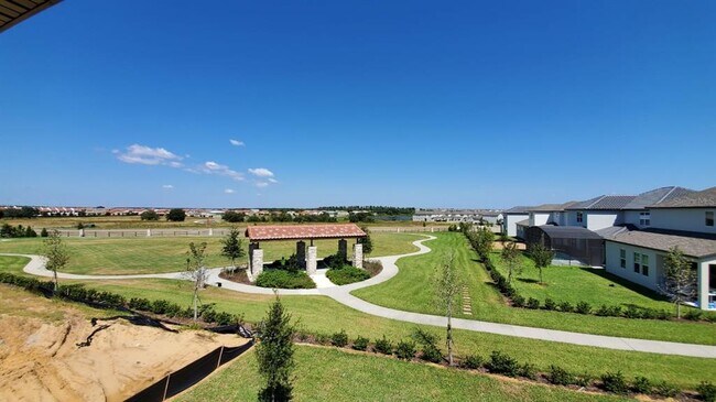 Building Photo - 9918 Summerlake Groves St