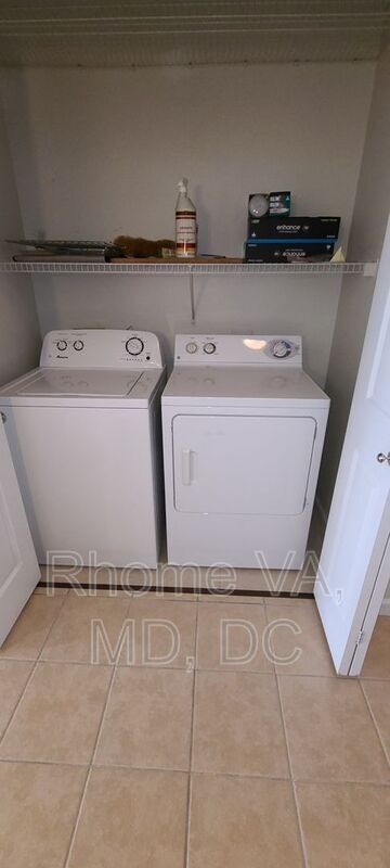 Building Photo - 12917 Centre Park Cir