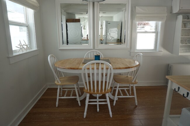 Building Photo - 8 71st St