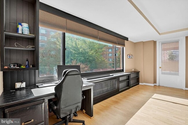 Building Photo - 1021 Arlington Blvd