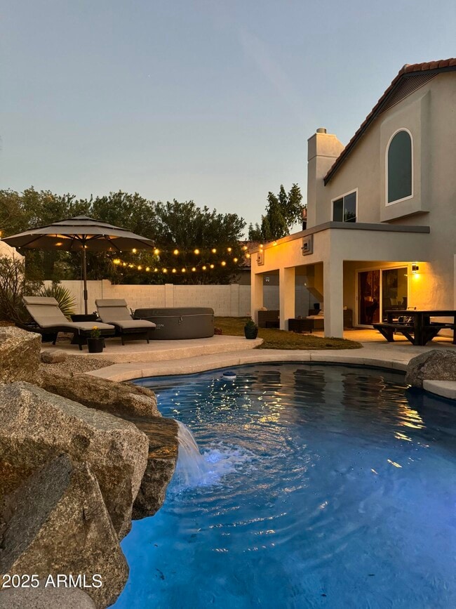 Building Photo - 3821 N Sawtooth Cir