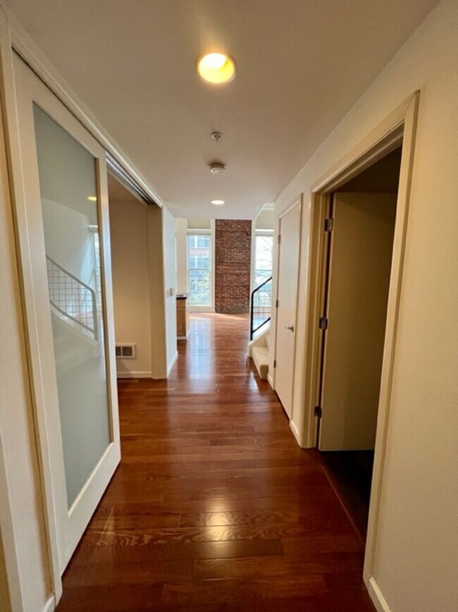 Building Photo - Belltown Loft Condo