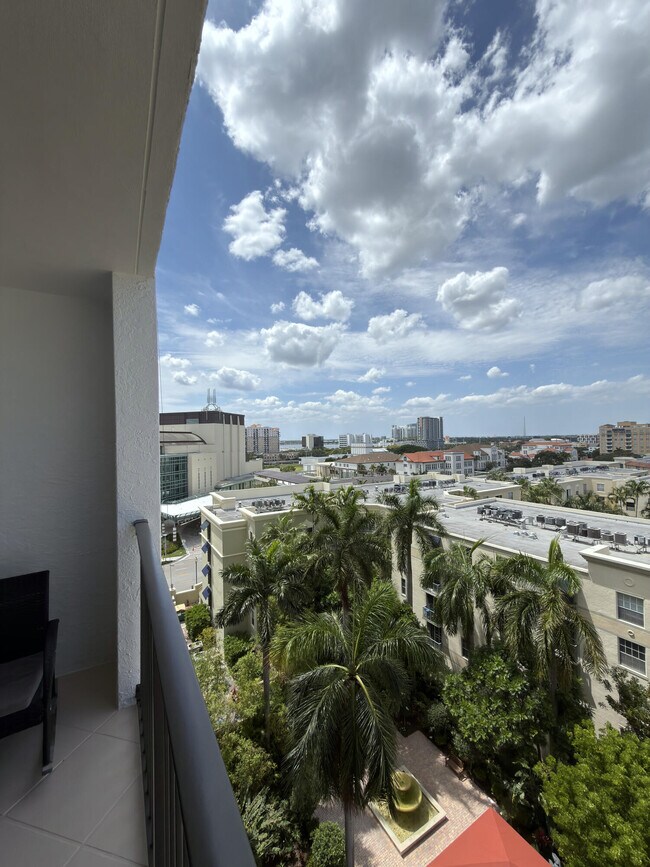 Building Photo - 651 Okeechobee Blvd