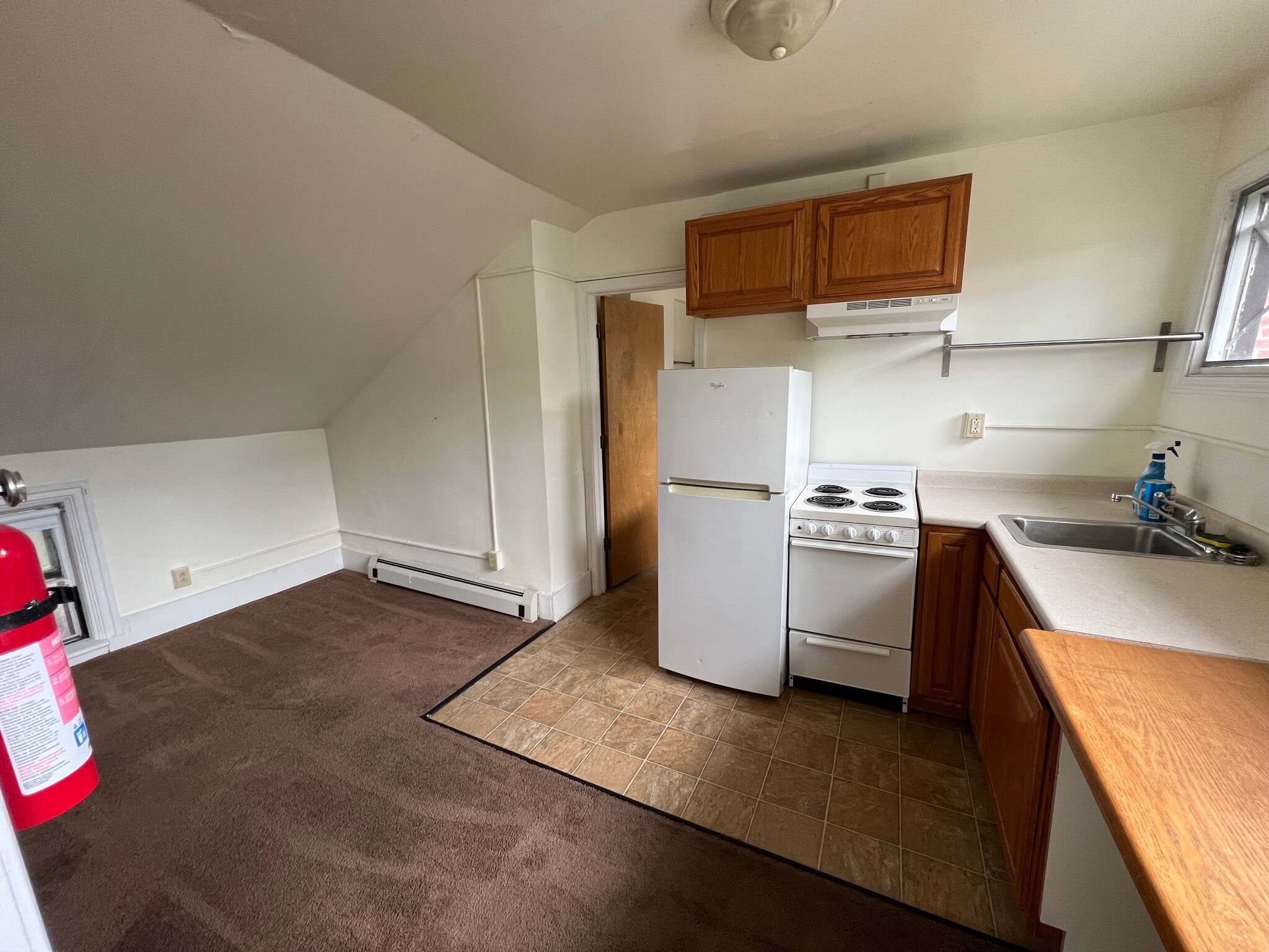 Kitchen/Living room - 43 Union N St