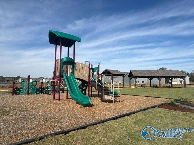 Building Photo - 1037 Pilgrim Ln