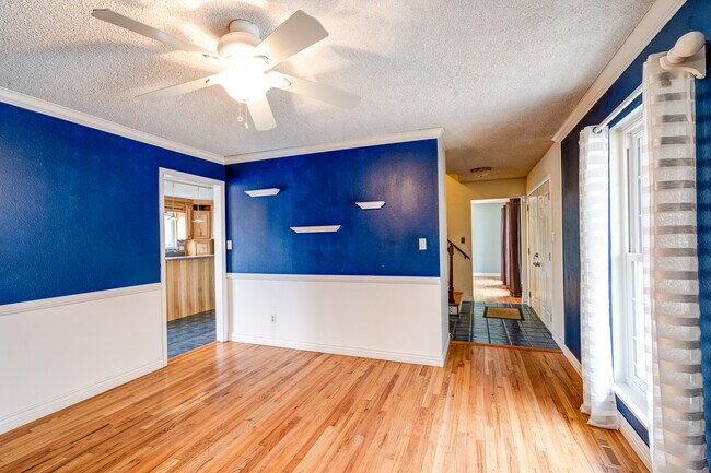 Building Photo - 7137 Milner Dr