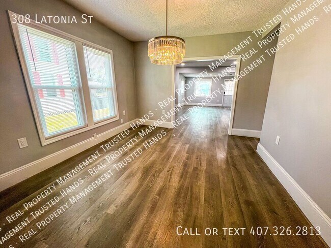 Building Photo - 308 S Latonia St