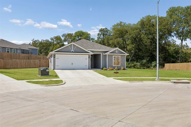 Building Photo - 6307 Rain Lily Dr