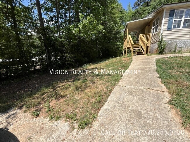 Building Photo - 137 Park W Ct