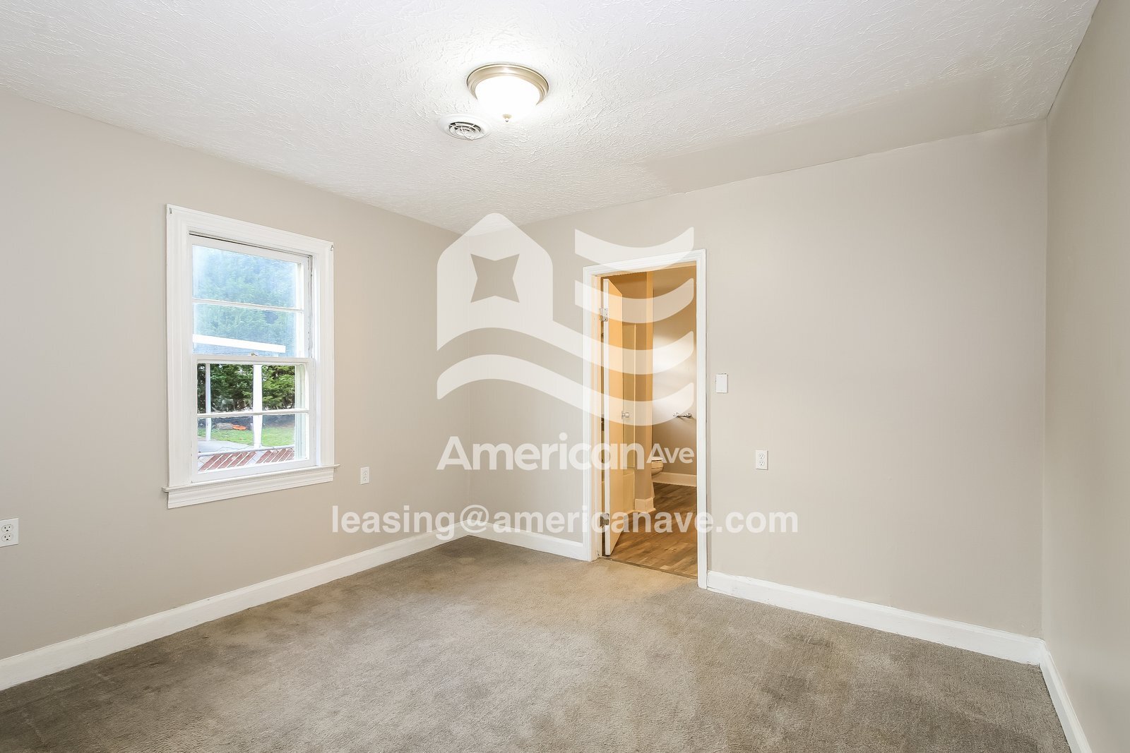 Building Photo - 426 Hampton Ave NW