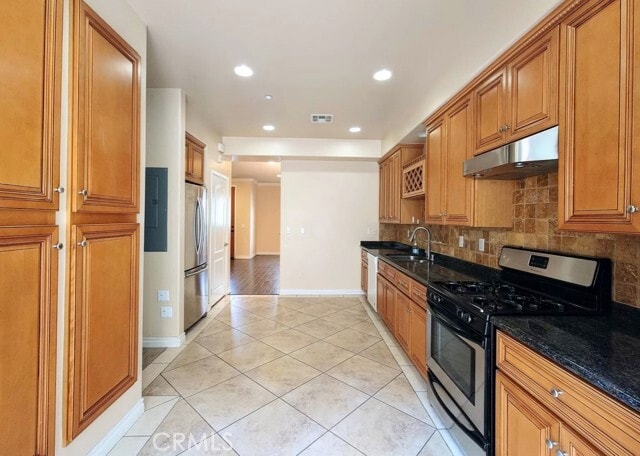 Building Photo - 88 N Roosevelt Ave