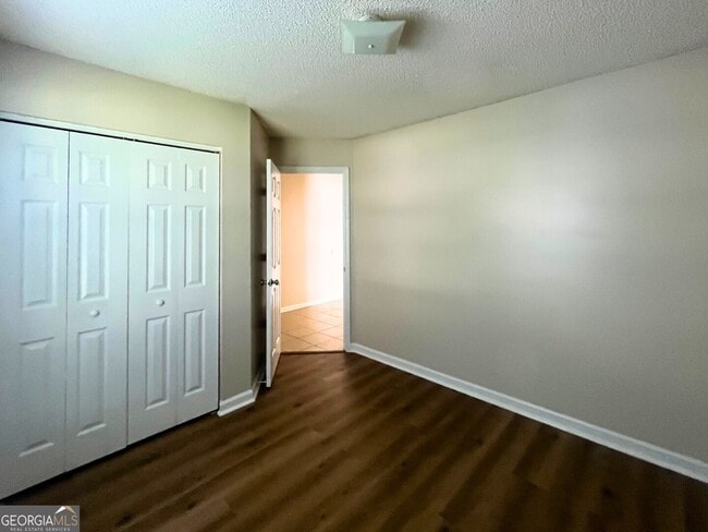 Building Photo - 167 Talbot Ct