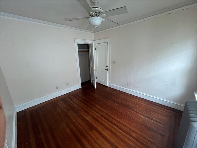 Primary Photo - 122 Pinehurst Ave