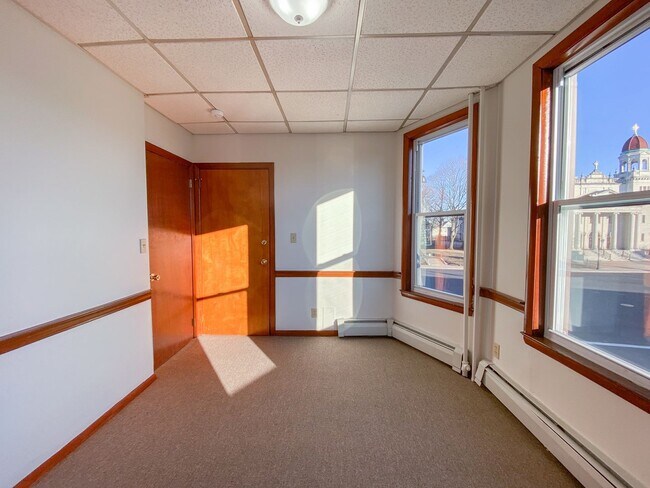 Building Photo - 1-3 Webster St / Amauta Apartments LLC