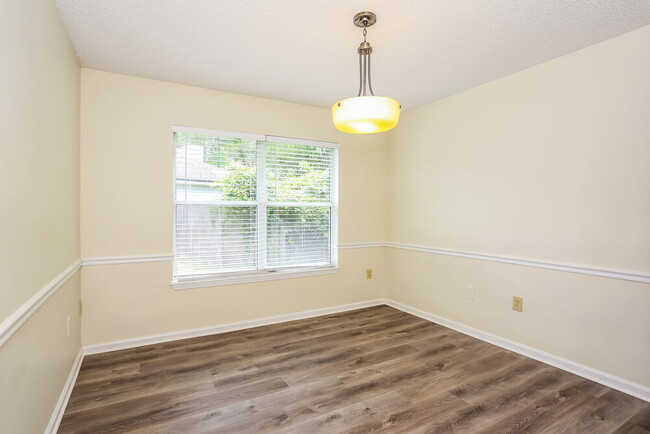 Building Photo - 11141 Coldfield Dr