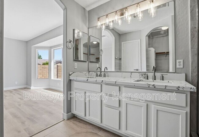 Building Photo - 2163 S Tucana Ln