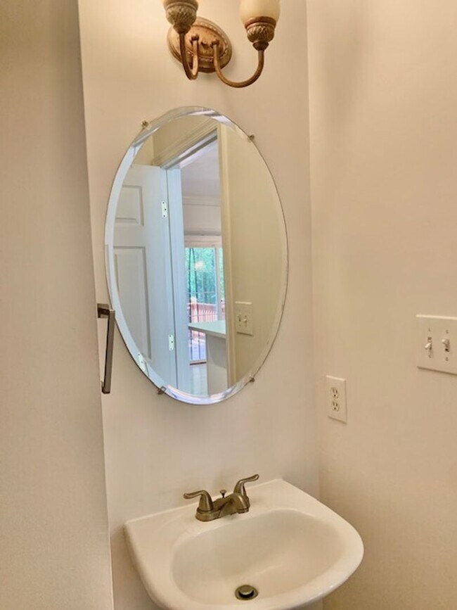Building Photo - 18122 Truffle Ln