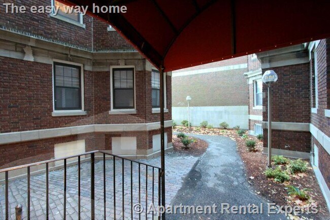 Building Photo - 1558 Massachusetts Ave