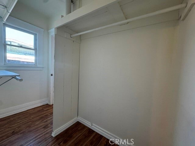 Building Photo - 321 W 6th St