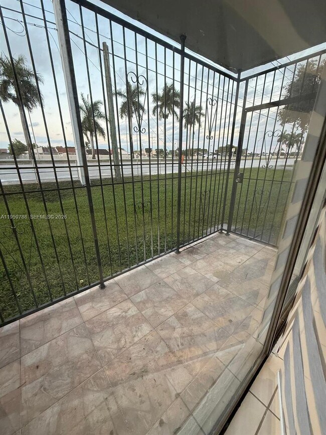 Building Photo - 9520 SW 8th St