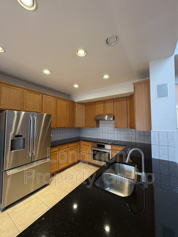 Building Photo - 1022 Morning Dove Dr