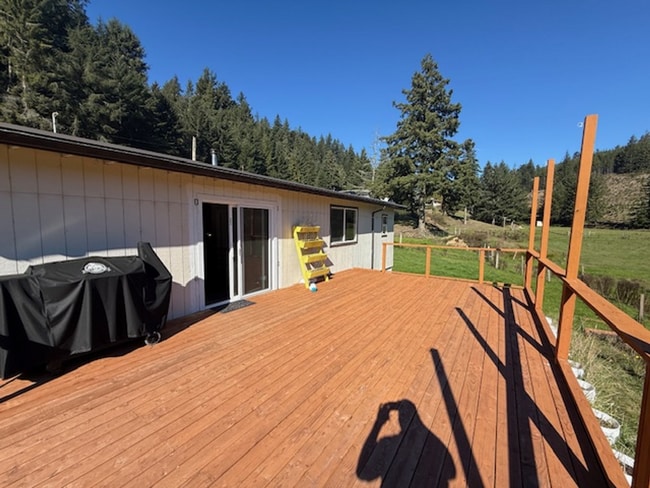 Building Photo - Country Home, 4 bed/2bath short term rental