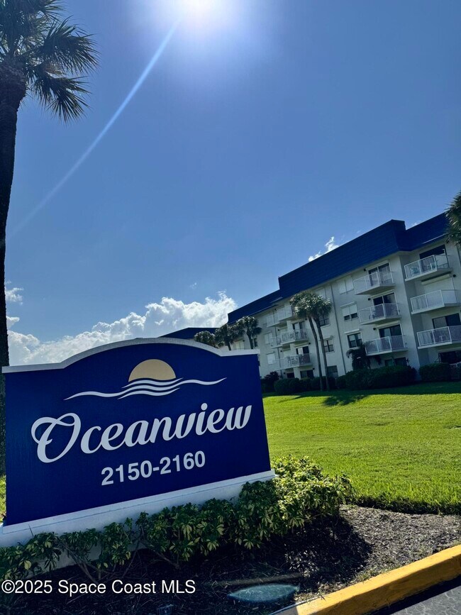 Building Photo - 2160 N Hwy A1A