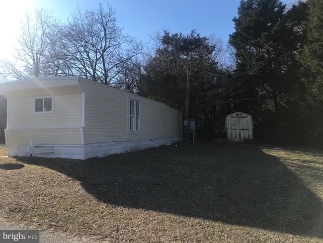 Building Photo - 1295 Hartly Rd