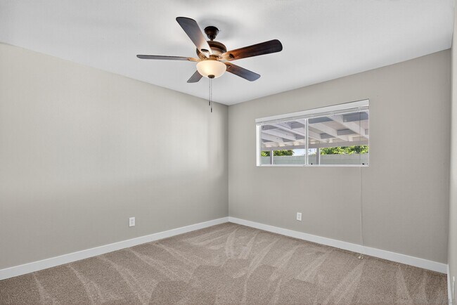 Building Photo - 3907 Genine Dr