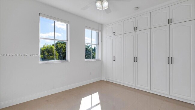 Building Photo - 17994 NW 87th Pl