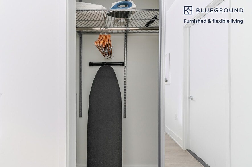 Building Photo - 1324 North Capitol St NE